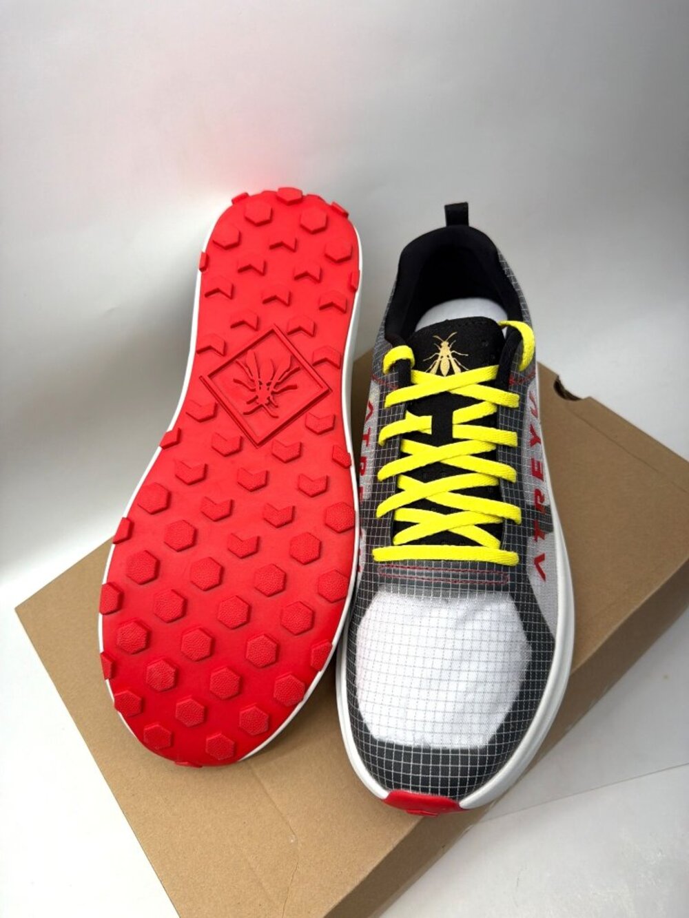 Atreyu Base Trail Running Shoes Gray White Sneakers Unisex Size US M11  W12.5